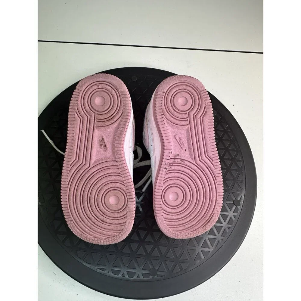 Nike Force1 infant Jr Kids Shoes Sz 8C Boy / Girl Pink🩷Trainers Sneakers